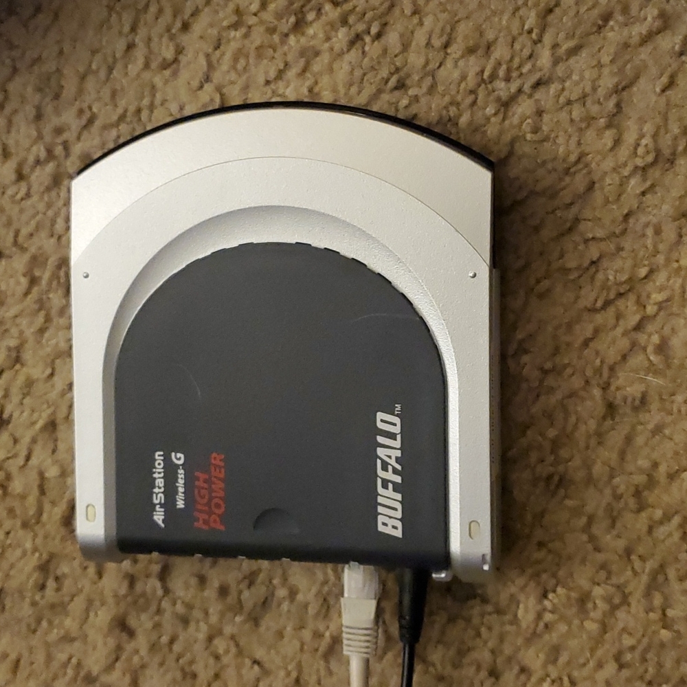 Buffalo Technology WHR-HP-G54 AirStation Wireless-G High Power 4-Port Router